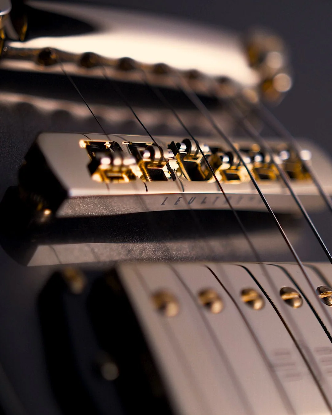 10th Anniversary Carve - Image 5