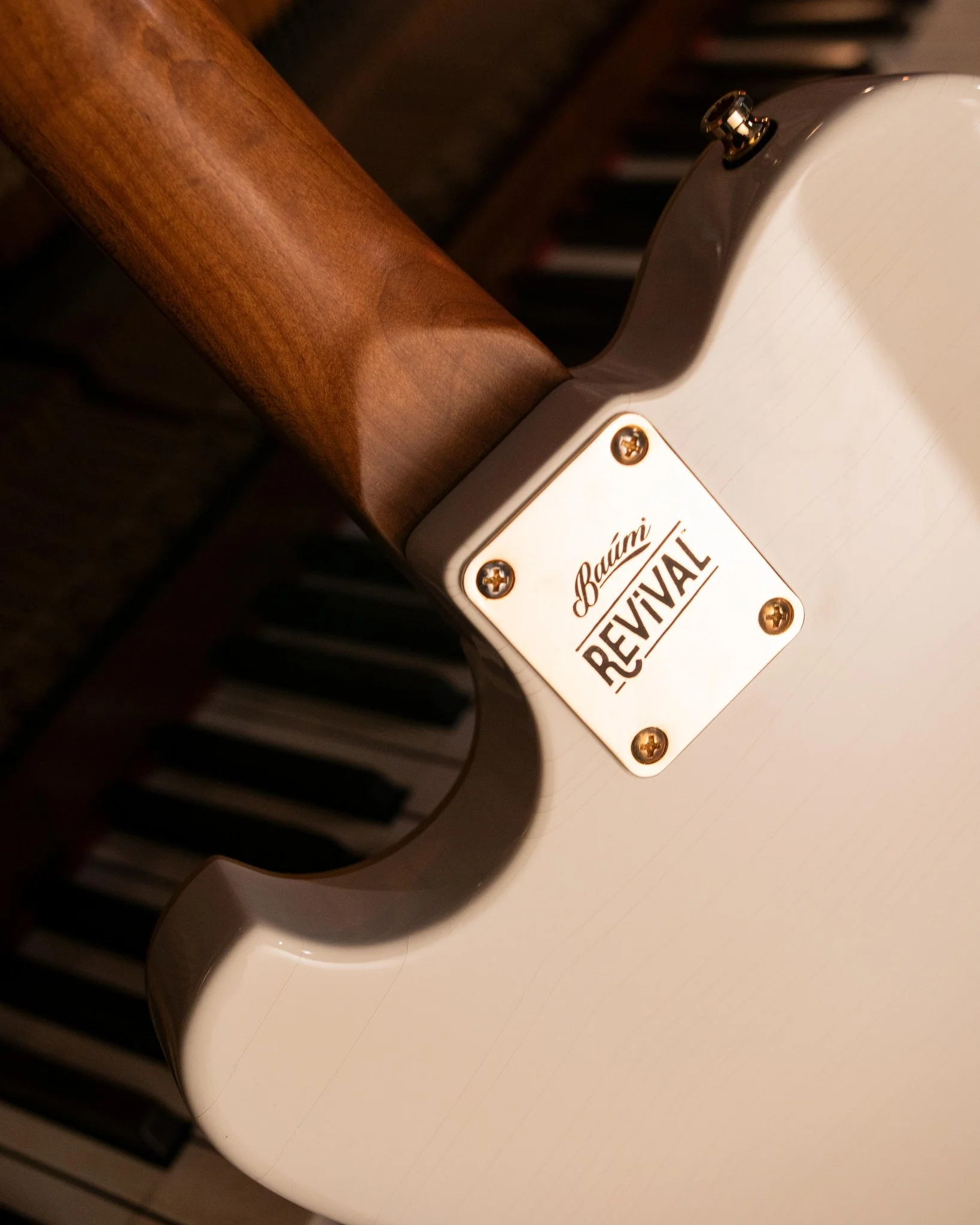 Revival Leaper Tone - Vintage White Aged | Custom Shop - Image 6