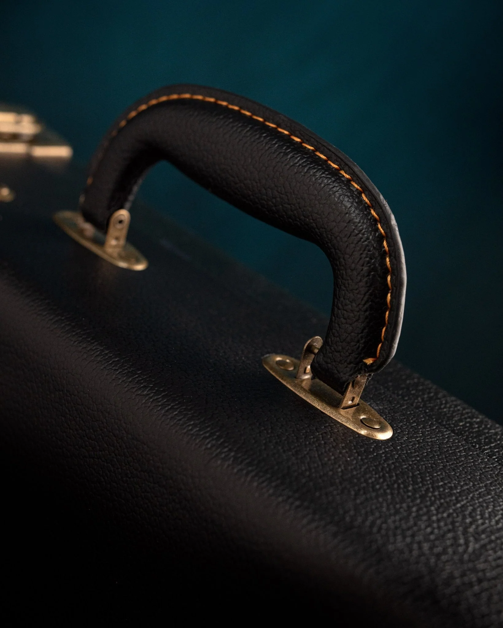 Original Deluxe Hardcase - Large - Image 8
