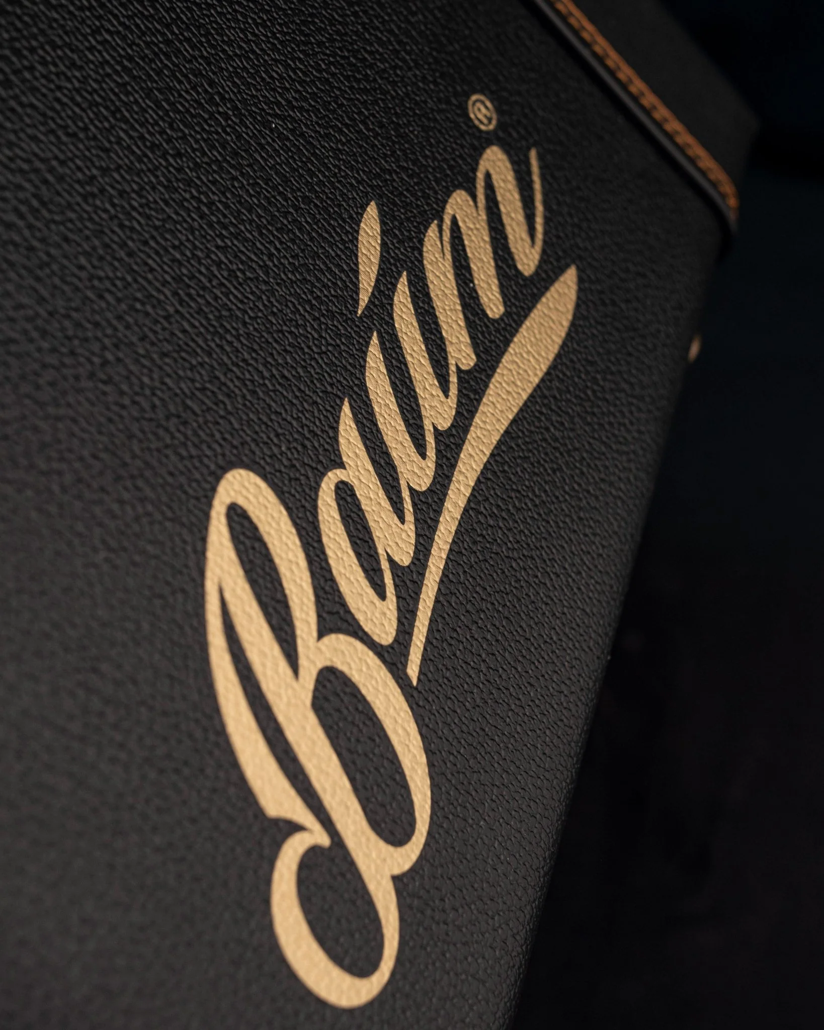 Original Deluxe Hardcase - Large - Image 11