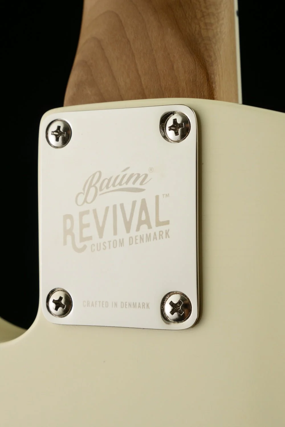 Revival #51 Backwing - Vintage White aged | Custom Shop - Image 11