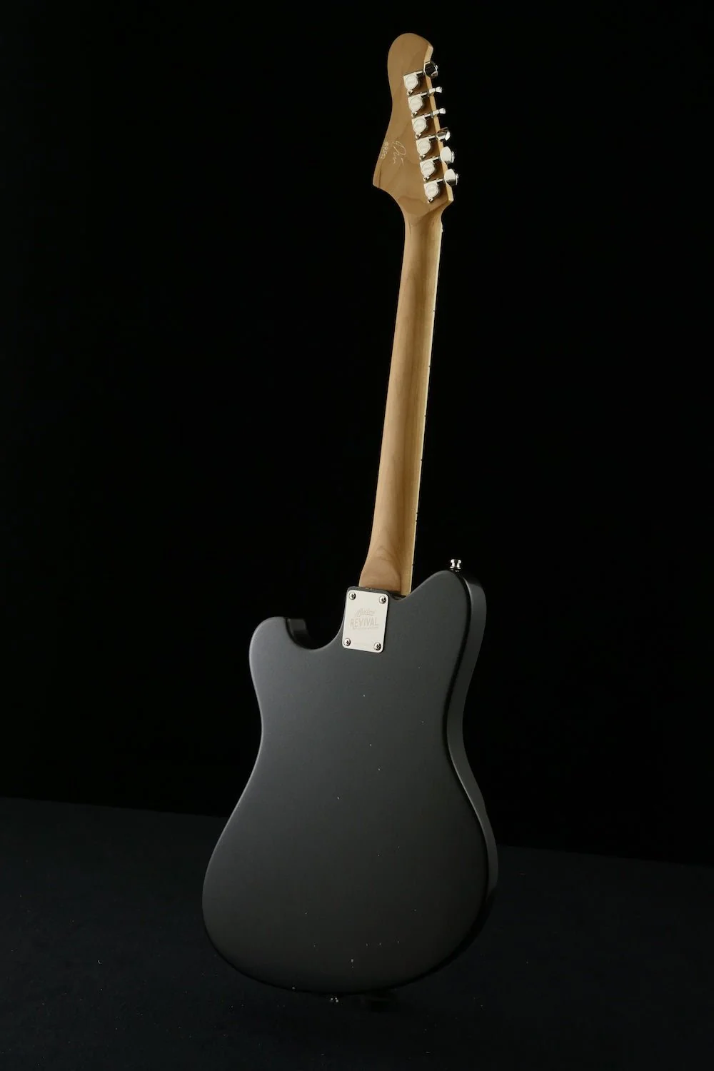 Revival #52 Conquer - Magnetic Black metallic | Custom Shop - Image 10