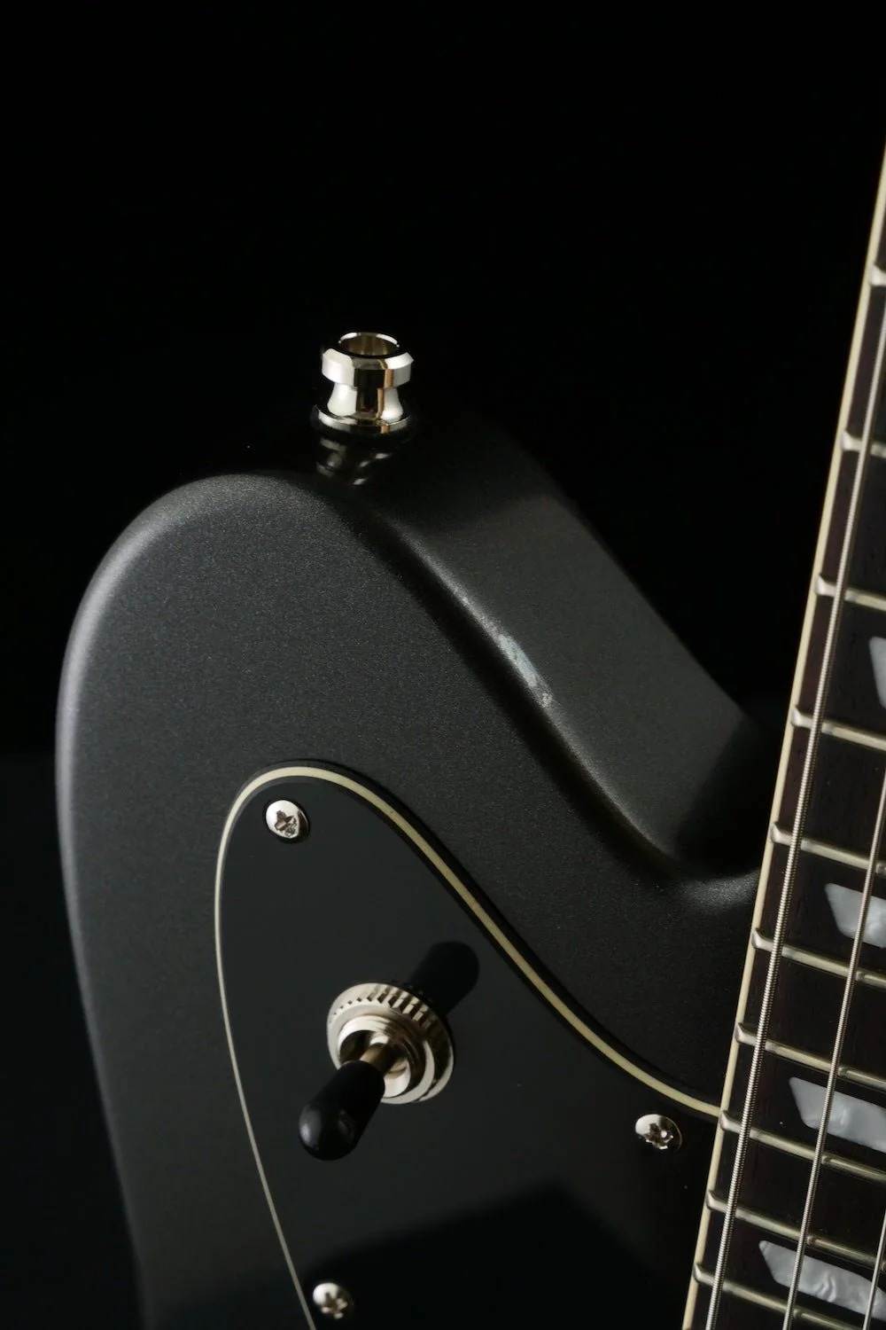 Revival #52 Conquer - Magnetic Black metallic | Custom Shop - Image 3