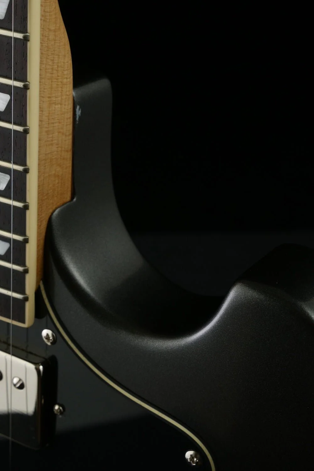 Revival #52 Conquer - Magnetic Black metallic | Custom Shop - Image 4
