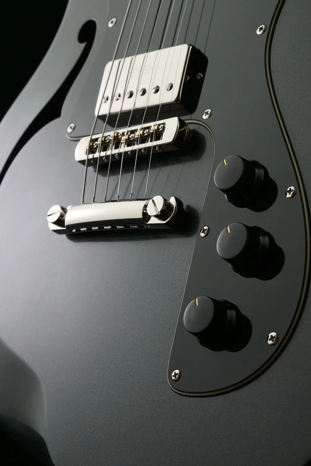 Revival #52 Conquer - Magnetic Black metallic | Custom Shop - Image 6