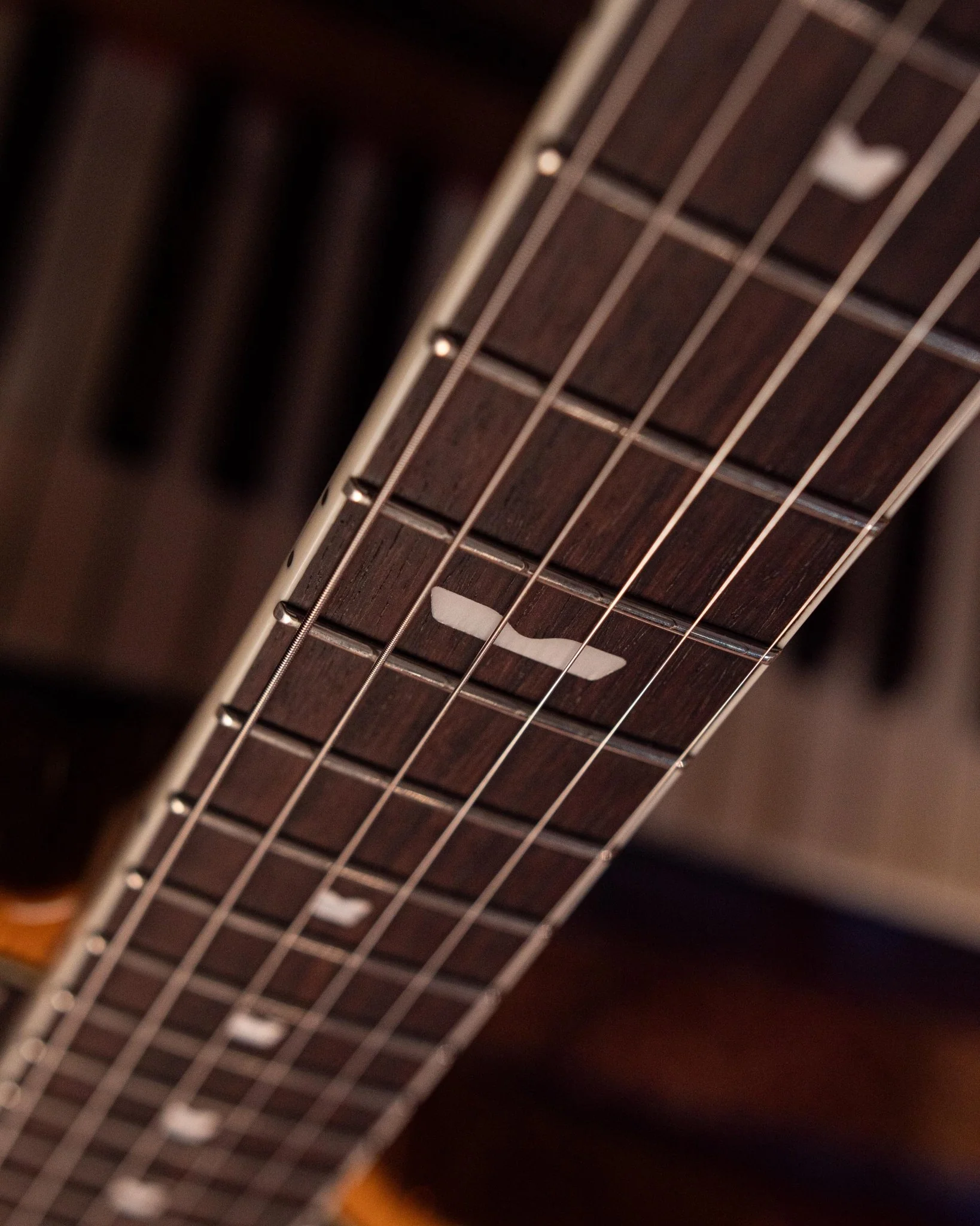Wingman - Custom Shop / Korina Body - Image 10
