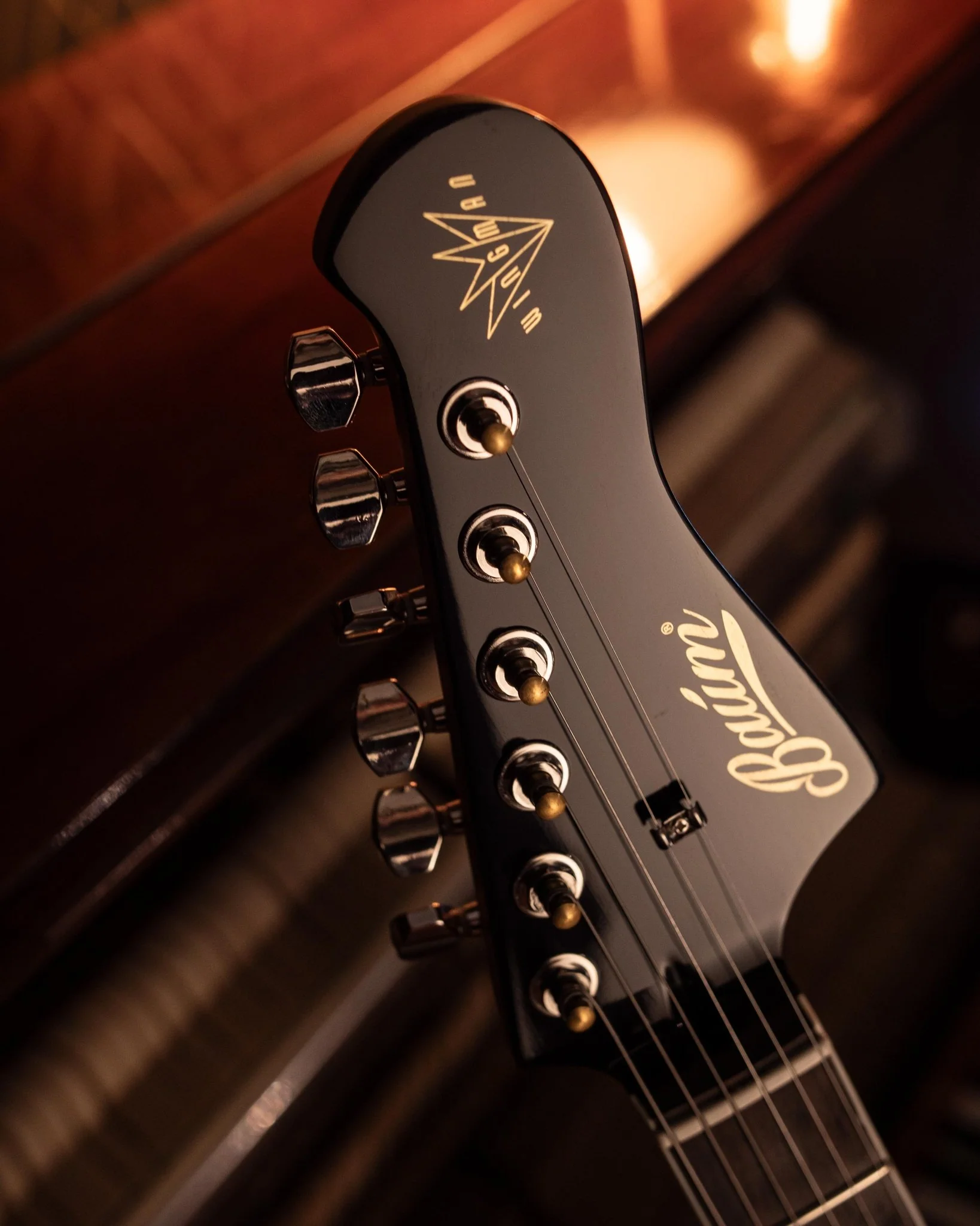 Wingman - Custom Shop / Korina Body - Image 8