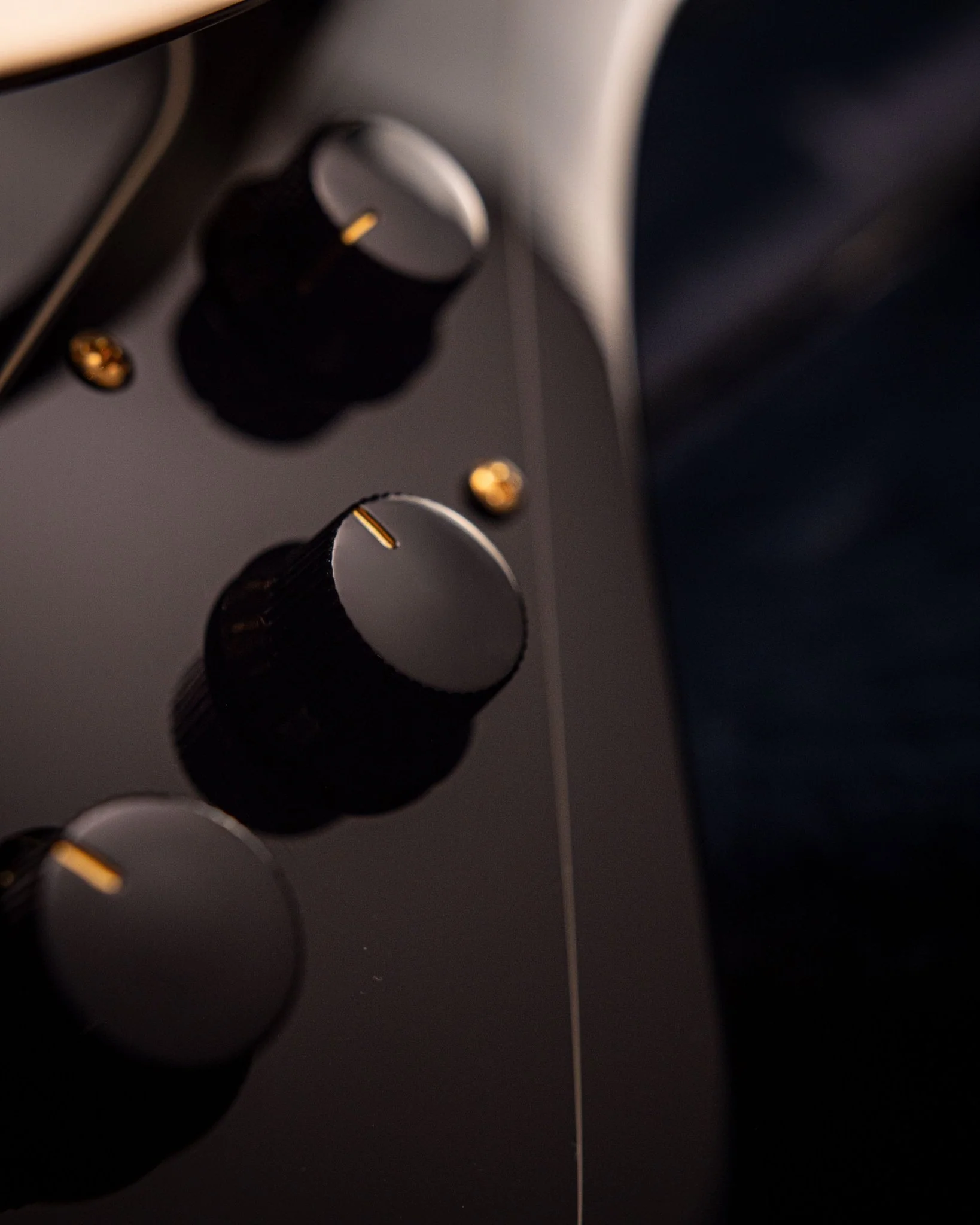 Wingman Deluxe - Pure Black - Image 3