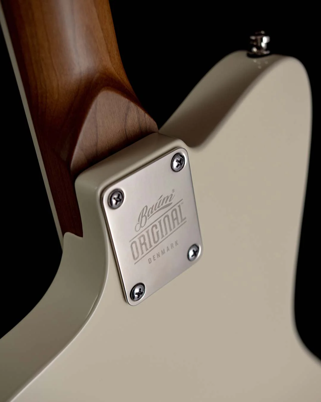 Wingman - Vintage White - Image 9